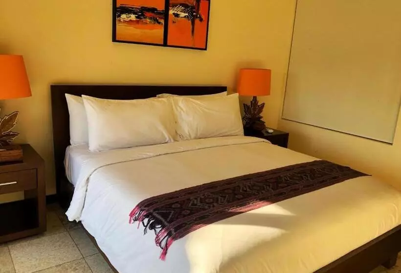 Lombok Sunset Bay Resort