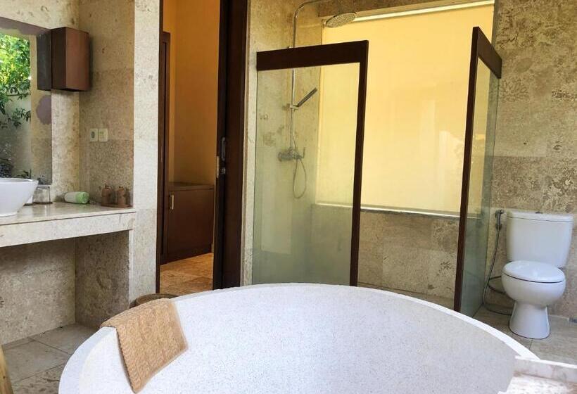 Lombok Sunset Bay Resort