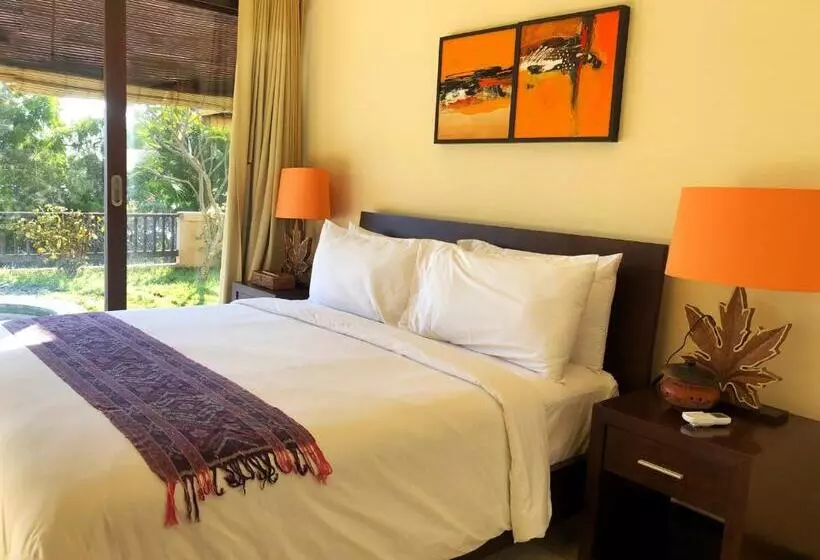 Lombok Sunset Bay Resort