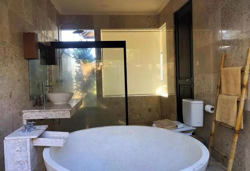 Lombok Sunset Bay Resort