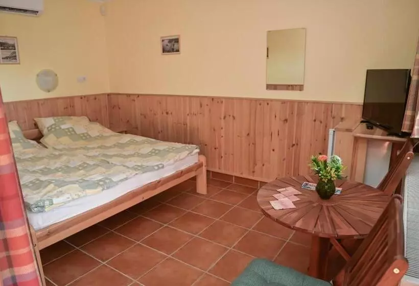 ペンション Borudvar Vendégház Ii