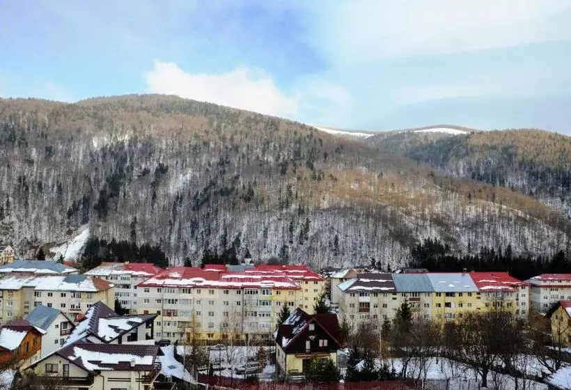Majatalo Casa Tibi   Sinaia