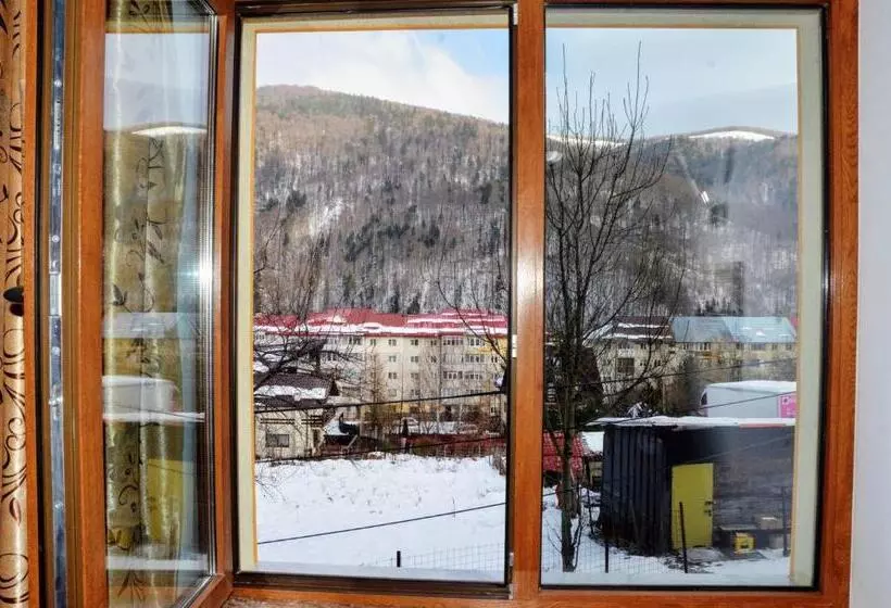 Majatalo Casa Tibi   Sinaia