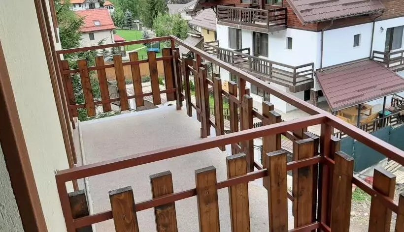 Majatalo Casa Tibi   Sinaia