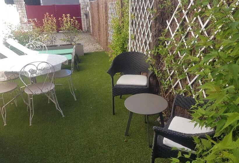 펜션 La Bigottiere Du Port