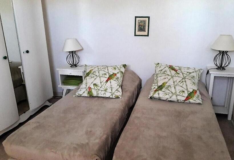 펜션 La Bigottiere Du Port