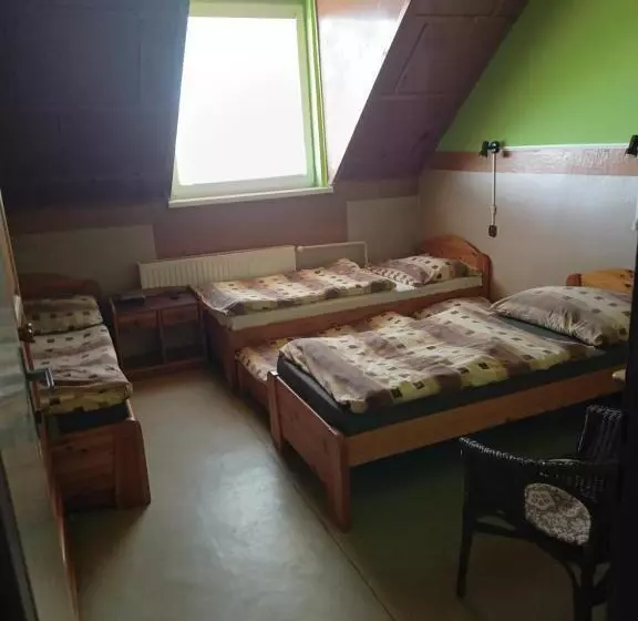 Majatalo Turistika Ubytovňa Sivá Brada