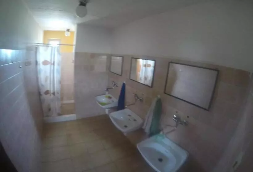 Majatalo Turistika Ubytovňa Sivá Brada