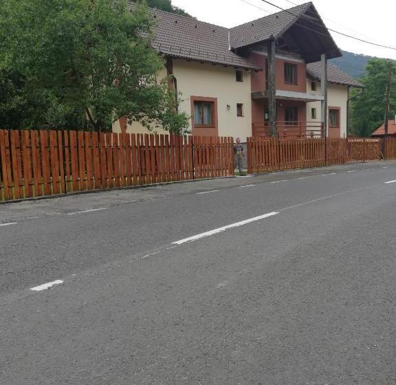 Pensiunea Casa Transalpina