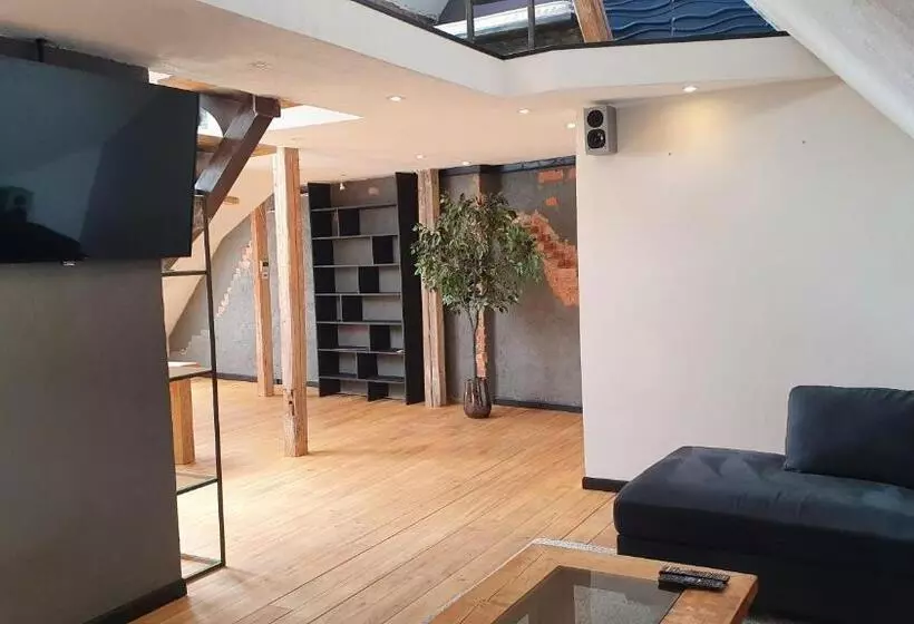 Posti Apartment