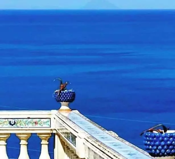 The Palace B&b And Apartments