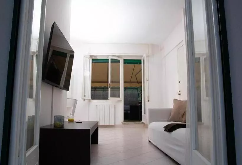 Appartamento A Santa Margherita Con Terrazzo