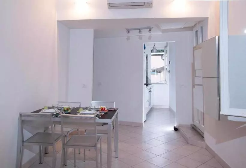 Appartamento A Santa Margherita Con Terrazzo