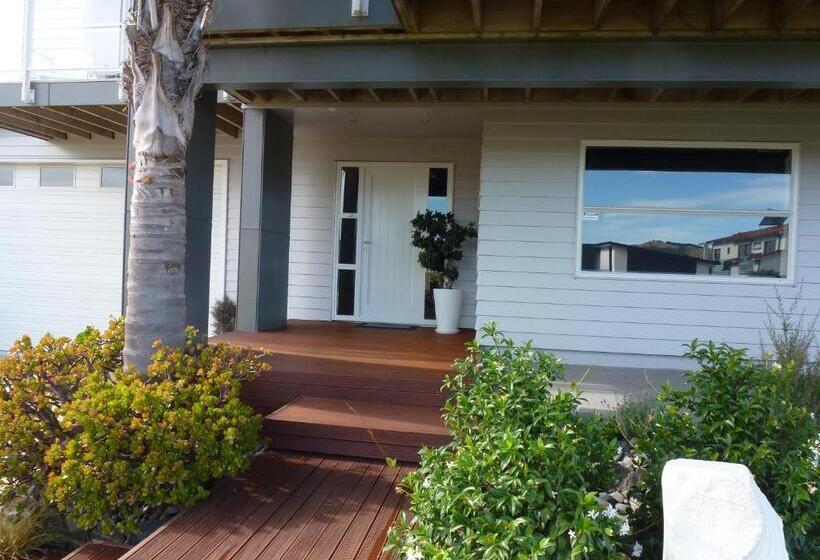 ベッドアンドブレックファースト Aquila Haven