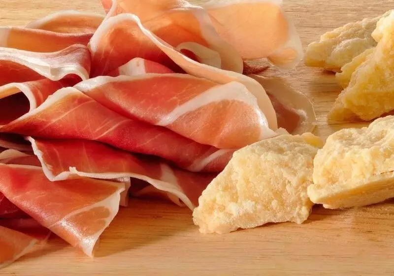 تختخواب و صبحانه Palazzo Altavilla Deluxe