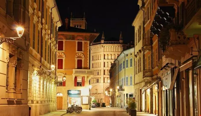 تختخواب و صبحانه Palazzo Altavilla Deluxe