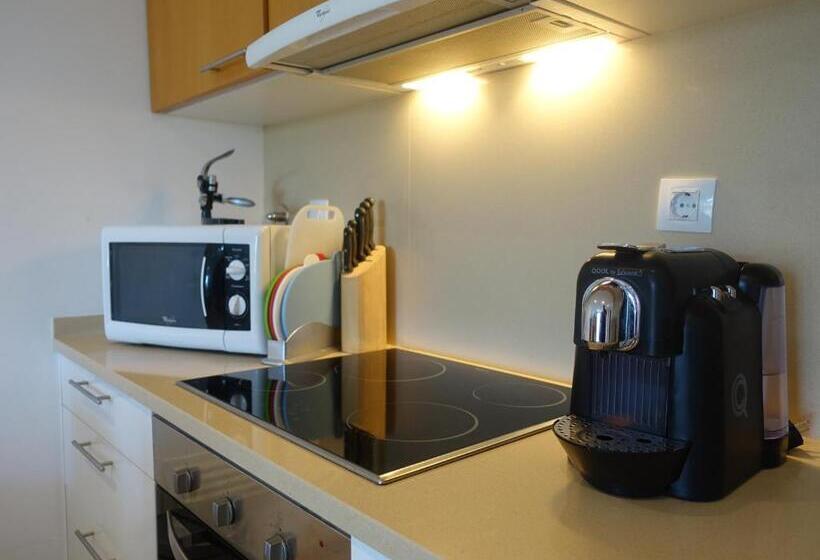 Gloria Maris Cabanas Gardens