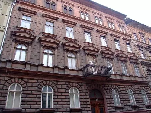D78 Dohány Apartment