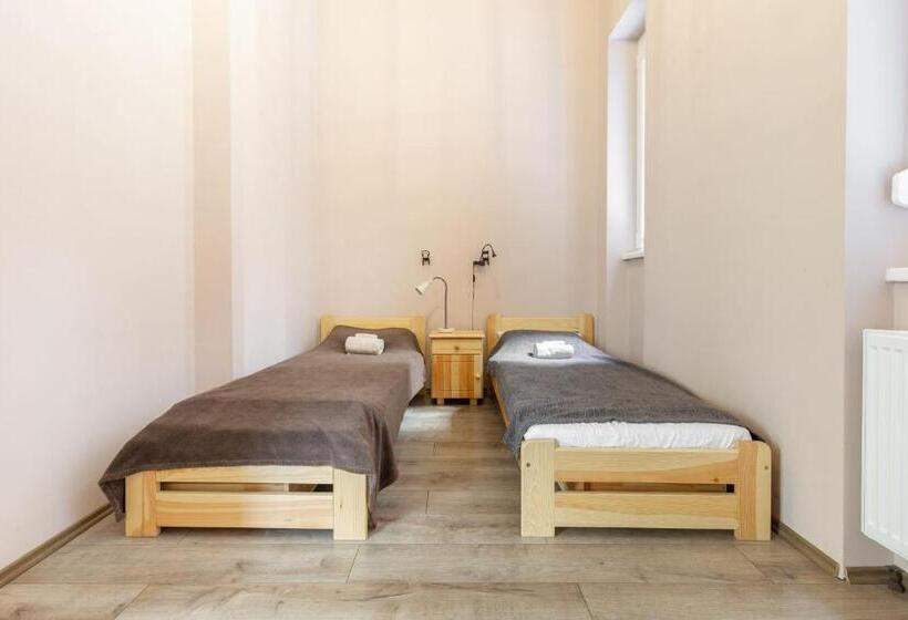 D78 Dohány Apartment