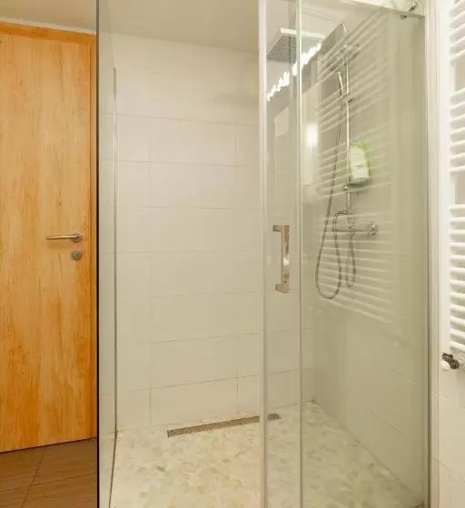 D78 Dohány Apartment