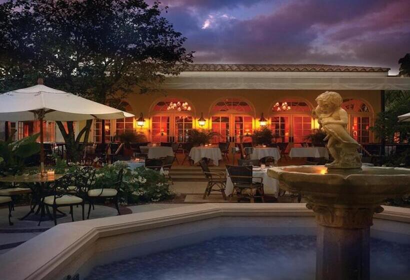 Hemingway Suites At Palm Beach Hotel Island