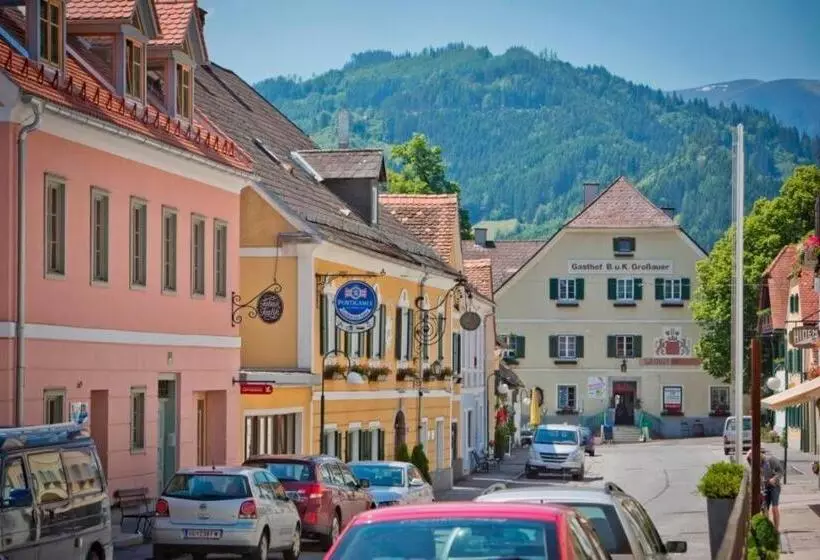 ホテル Gasthof Zur Sonne