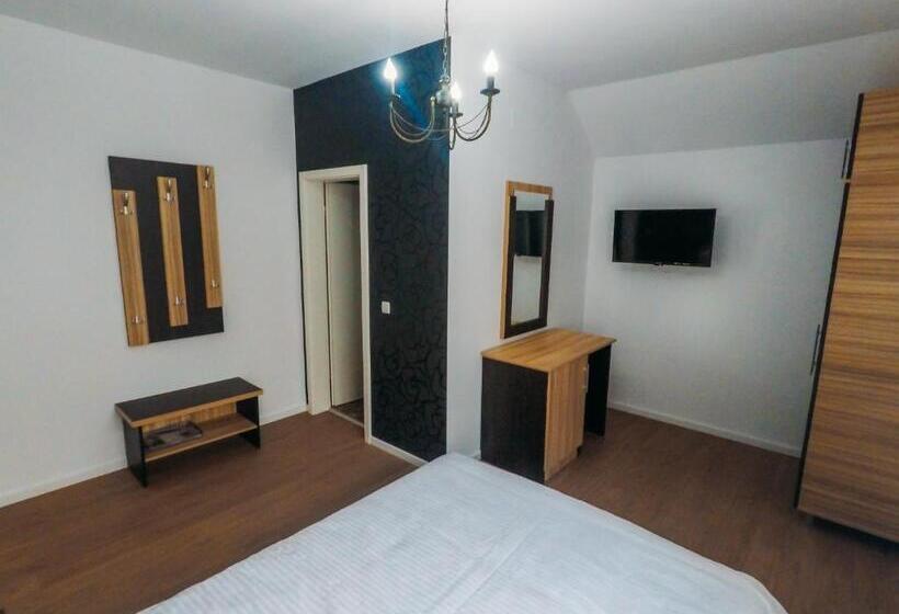 پانسیون Casa Mindru