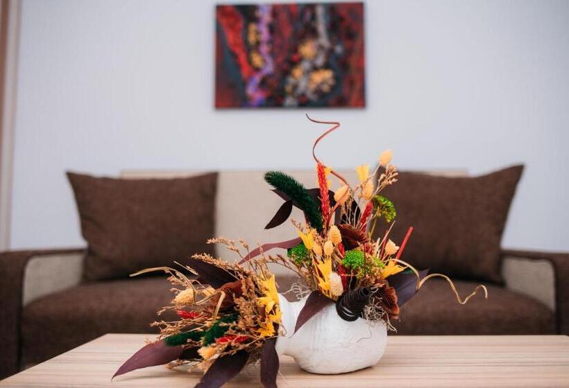 پانسیون Casa Mindru