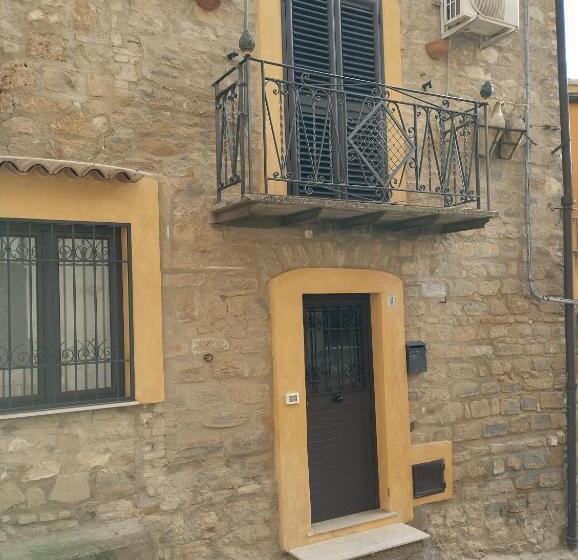 פנסיון Casa Rosy