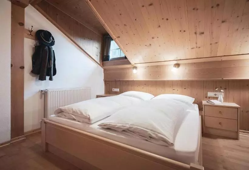 ペンション Ciasa Altonn