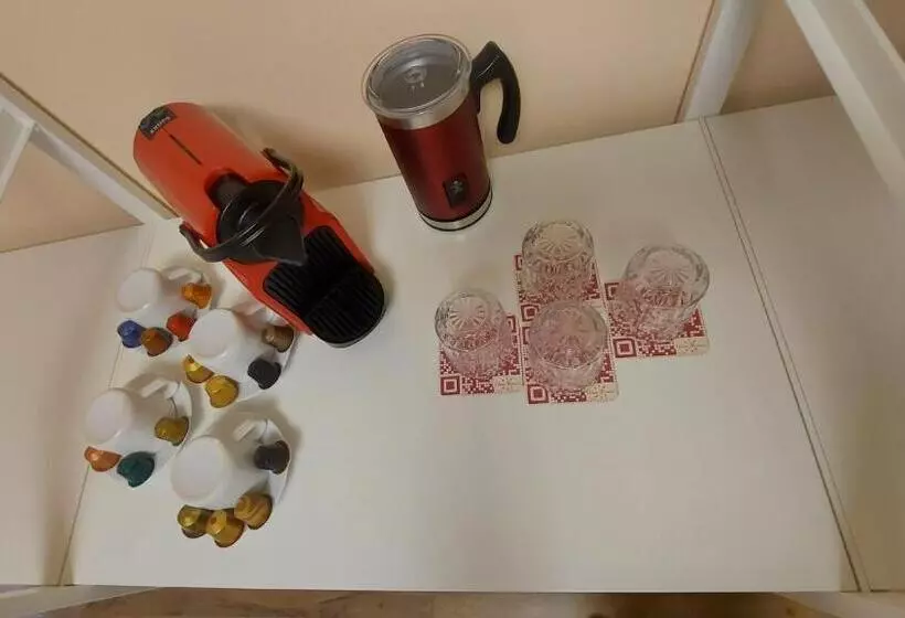 پانسیون Glam Resort G H O S T E L