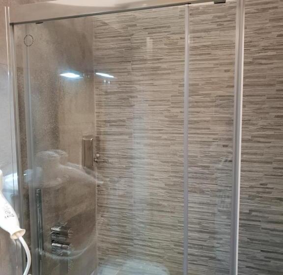 بنسيون Glam Resort G H O S T E L