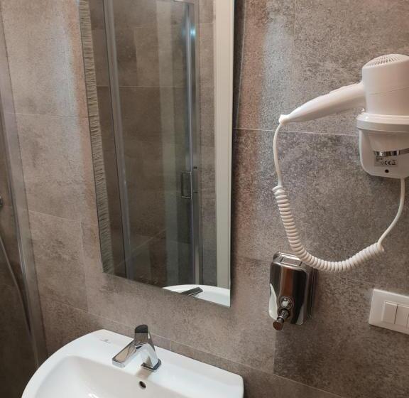 بنسيون Glam Resort G H O S T E L