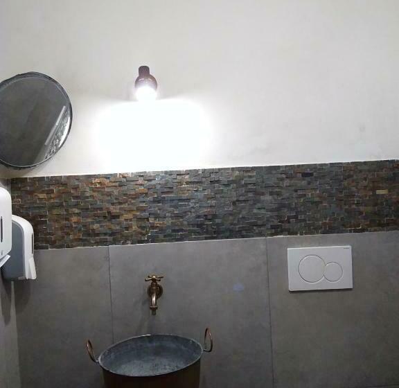 פנסיון Lucernaio Rooms