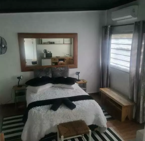 Majatalo Prosper Stud Guest House