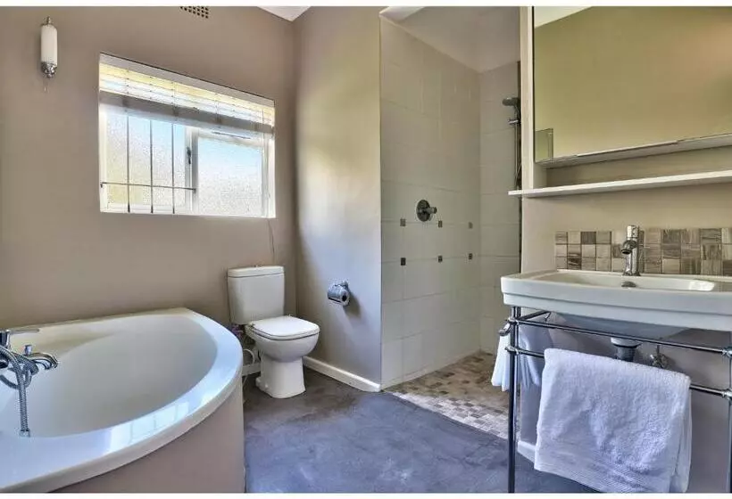 Majatalo The Good Host