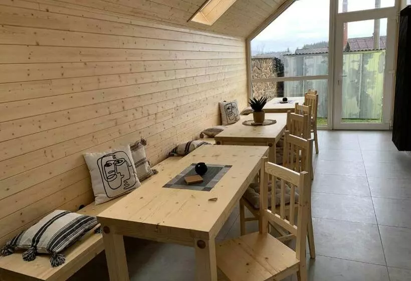 Retkeilymaja Penzion Pod Pecí