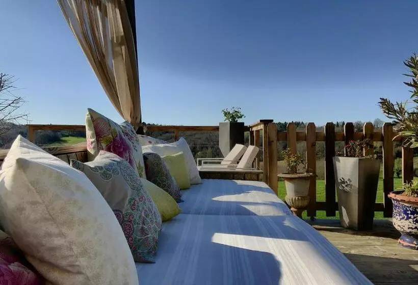 Aamiaismajoitus (B&B) Le Clos Des Bories