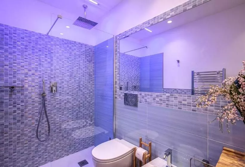 تختخواب و صبحانه Sorrento Square Suites