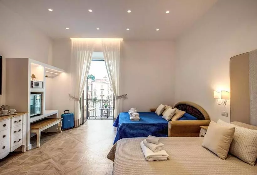 تختخواب و صبحانه Sorrento Square Suites