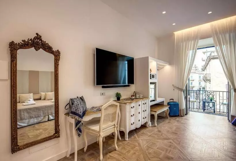 تختخواب و صبحانه Sorrento Square Suites