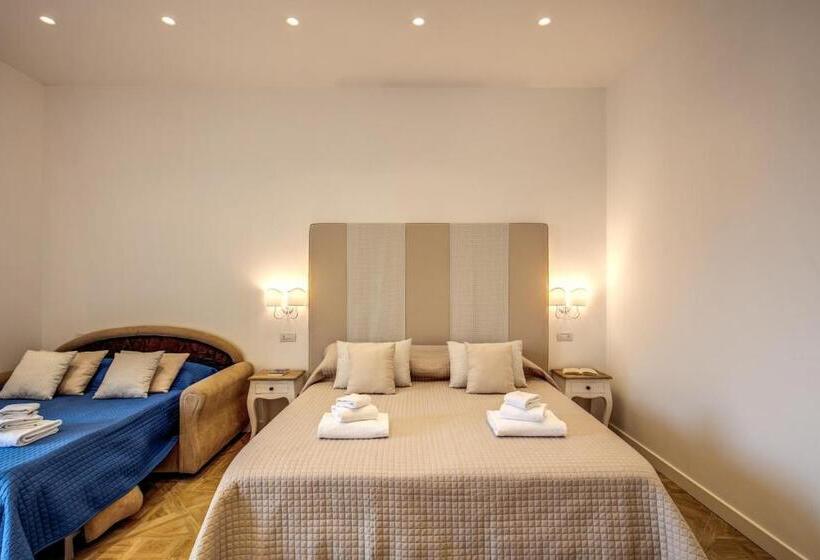 צימר Sorrento Square Suites