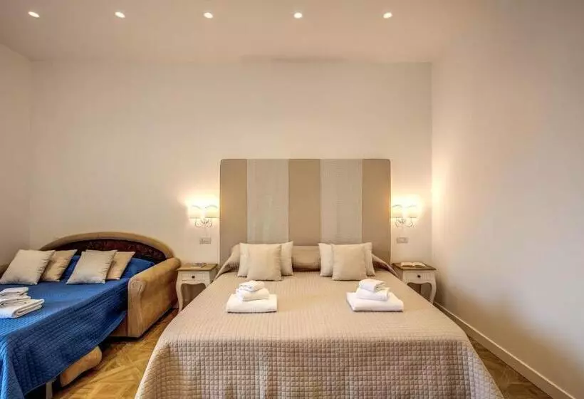 تختخواب و صبحانه Sorrento Square Suites