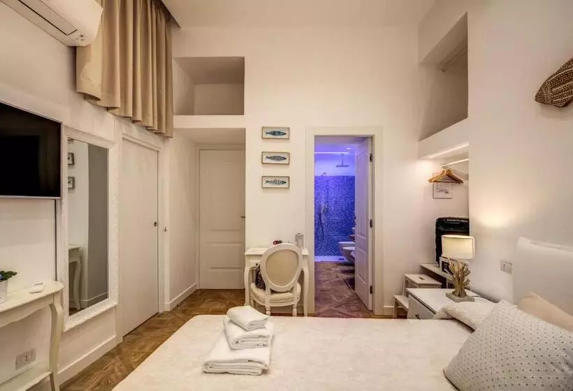 تختخواب و صبحانه Sorrento Square Suites