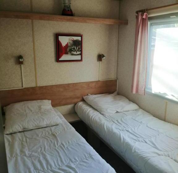 Bungalow Charmant A Saint Pierre D Oleron Avec Jardin Cloture