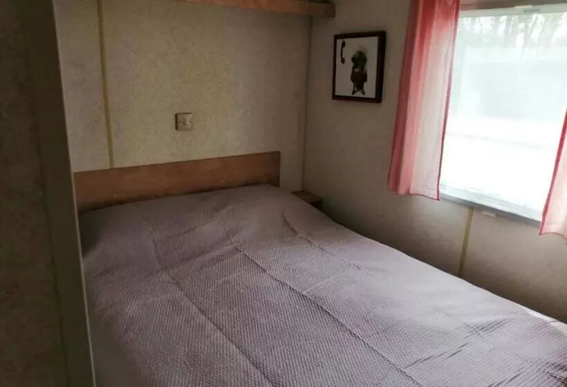 Bungalow Charmant A Saint Pierre D Oleron Avec Jardin Cloture