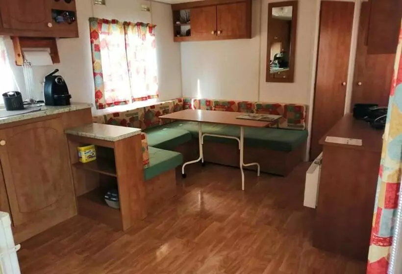 Bungalow Charmant A Saint Pierre D Oleron Avec Jardin Cloture