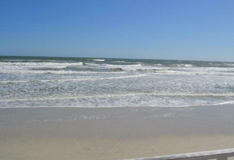 Daytona Beach Studio Condo With Beautiful Ocean View