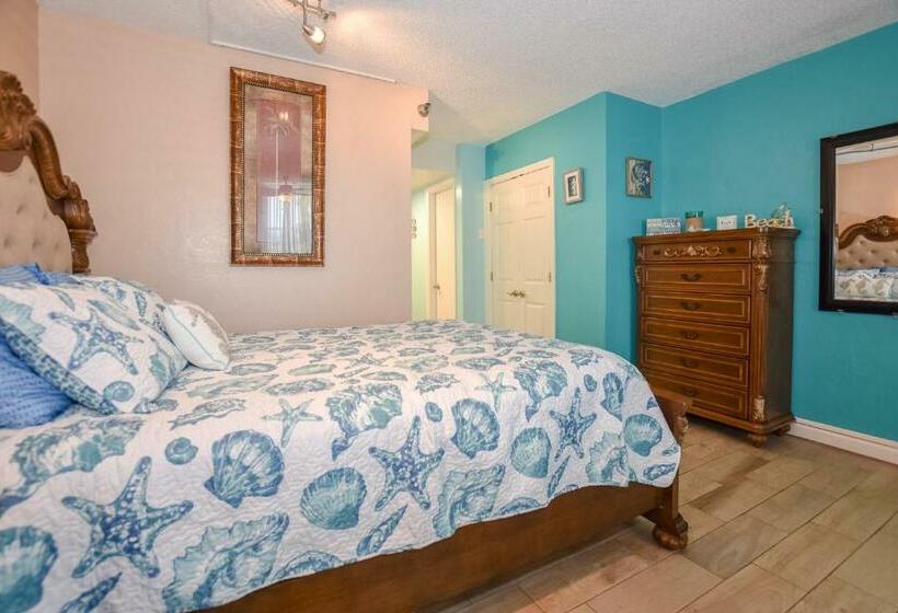 Daytona Beach Studio Condo With Beautiful Ocean View