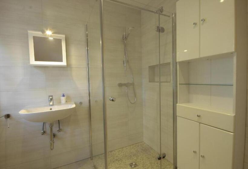 Ferienhaus Erhorn, E Bike, Bettwäsche Und Handtücher Zubuchbar